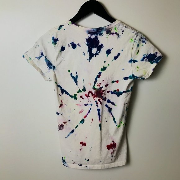 Gildan T Shirt Trendy Tie Dye Festival V-Neck Tee Short Sleeve Cotton Logo Small - Picture 9 of 10